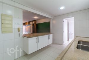 Image 6 - 354649