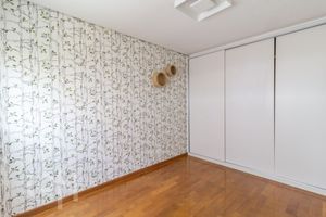 Image 35 - 354649