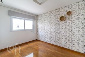 Image 11 - 354649