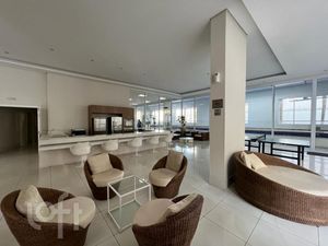 Image 26 - 355053