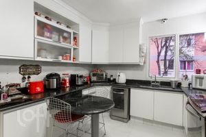Image 15 - 355354