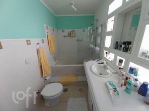Image 9 - 355596
