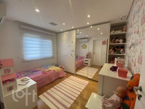 Image 14 - 355878