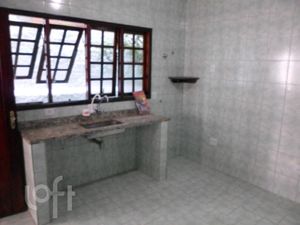 Image 20 - 357174