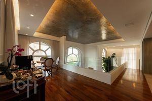 Image 18 - 357382