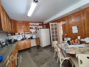 Image 36 - 357619