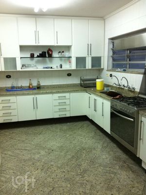 Image 10 - 357709