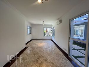 Image 10 - 357885