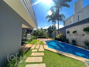 Image 12 - 357885