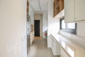 Image 18 - 358607