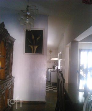 Image 5 - 358852