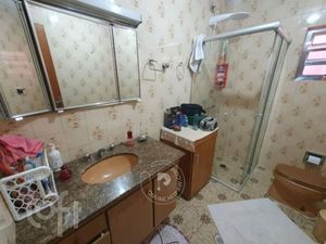 Image 18 - 358949