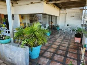Image 8 - 359429