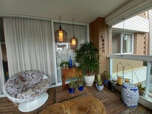 Image 18 - 359521