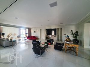 Image 4 - 359556