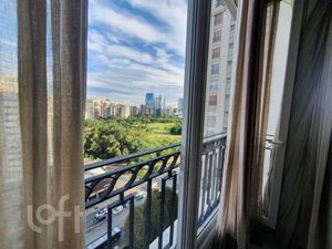 Image 11 - 359556