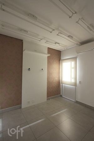 Image 22 - 360020