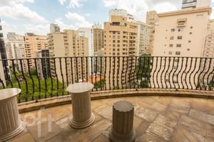 Image 29 - 360123