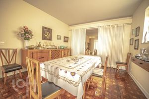Image 10 - 360602