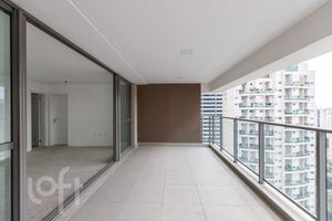 Image 7 - 361782