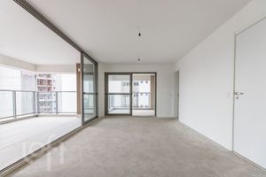 Image 1 - 361782