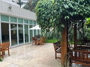 Image 24 - 362585