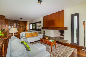 Image 1 - 363306