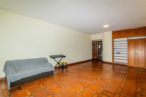 Image 15 - 363306
