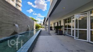 Image 42 - 363645