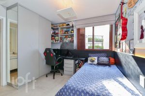 Image 22 - 364233