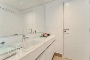 Image 33 - 364233