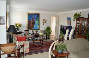 Image 11 - 364957