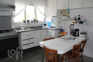 Image 3 - 365537