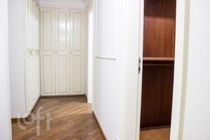 Image 7 - 365587