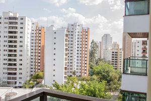 Image 17 - 365587