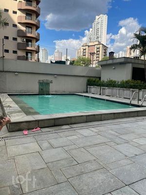 Image 13 - 365686