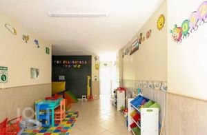 Image 23 - 366185