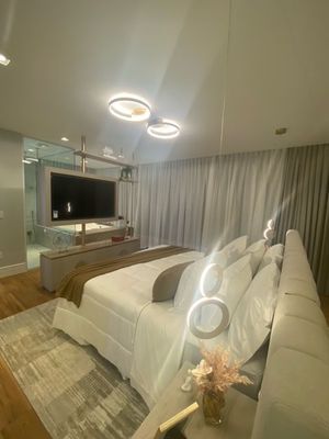 Image 14 - 366525