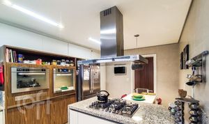 Image 18 - 366599