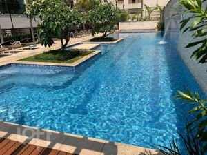 Image 17 - 366902