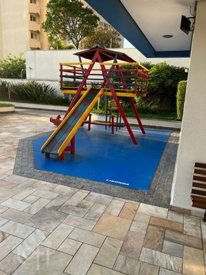 Image 19 - 366997