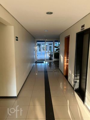 Image 15 - 366997
