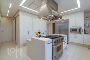 Image 10 - 367183