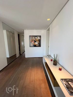 Image 32 - 367380