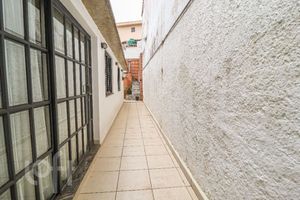Image 12 - 367389