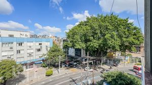 Image 32 - 367610