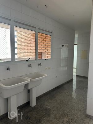 Image 44 - 367722