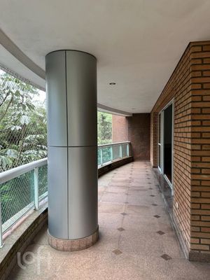 Image 33 - 367722