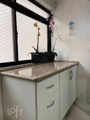 Image 21 - 368115