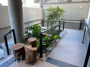 Image 30 - 368148